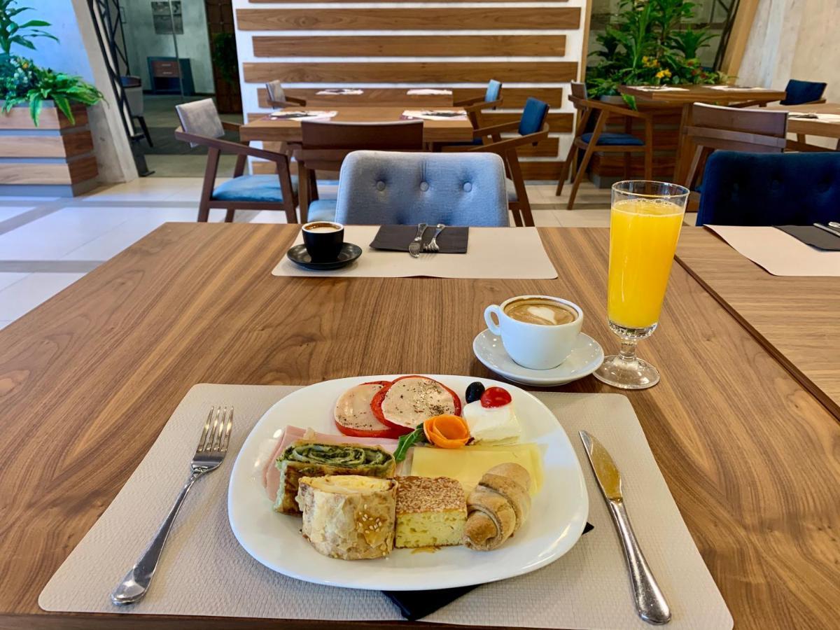 Hotel City Code Vizura Garni Renew Belgrade Luaran gambar